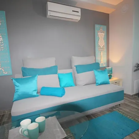 Groundfloor Rustica With 2 Bedrooms 아파트